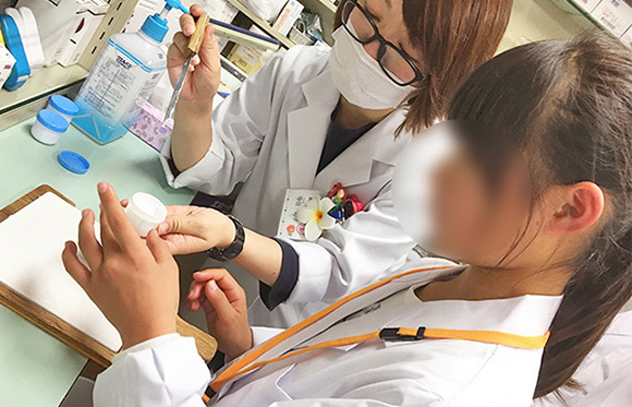 『こども薬剤師体験イベント』03